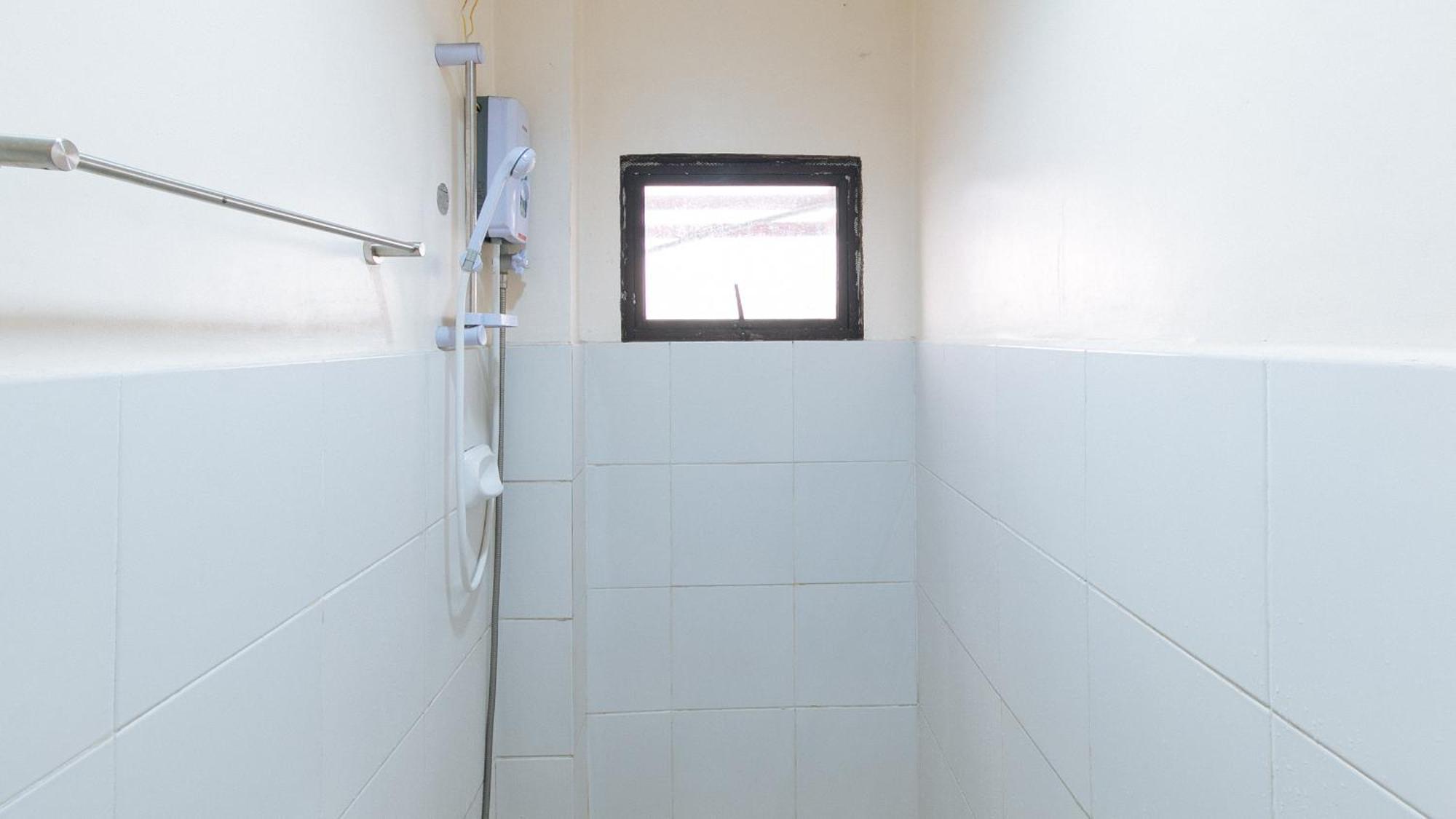 Reddoorz At V-Cat Apartelle Sampaloc Manila Dış mekan fotoğraf